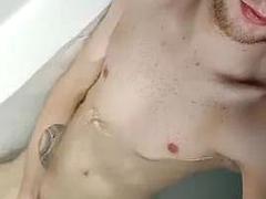 Enthousiasteling, Grote lul, Homo, Duits, Handbeurt, Douche, Tatoeage, Tiener
