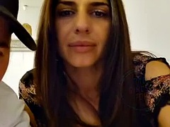 Amateur, Belle grosse femme bgf, Gros seins, Rondelette, Fétiche, Embrassement, Fille latino, Nénés