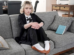 Anaal, Grote kont, Grote lul, Pijpbeurt, Klein, Schoolmeisje, Kort haar, Tiener