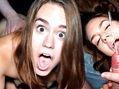 Chambre à dormir, Gros cul, Grosse bite, En levrette, Seins naturels, Petite femme, Chatte, Nénés