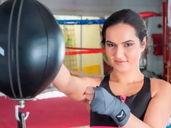 Anaal, Bruinharig, Dubbele penetratie, Handbeurt, Zoenen, Sportoefening, Tiener, Trio