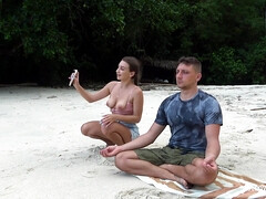 Amateur, Plage, Tir de sperme, Queue, Branlette thaïlandaise, De plein air, Pov, Adolescente