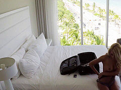 Mofos.com - Janice Griffith - pervs On Patrol