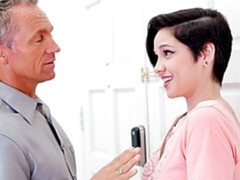 Arsch, Blasen, Braunhaarige, Entkleiden, Jungendliche (18+), Titten