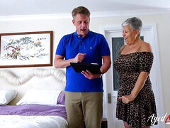 Kont, Grote mammen, Rondborstig, Rijpe lesbienne, Moeder die ik wil neuken, Moeder, Natuurlijke tieten, Tieten likken