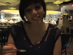 Cul, Salle de bains, Gros cul, Bottes, Robe, Poilue, Pov, Cheveux courts