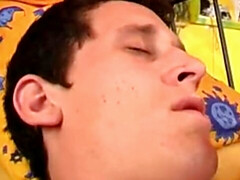 18 ans, Blonde, Sucer une bite, Club, Faciale, Hard, Maigrichonne, Nénés