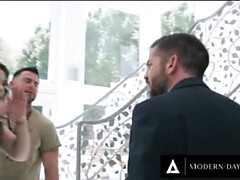 Tromperie, Preservatif, Éjaculation interne, Cocu, En levrette, Suçant, Serré, Épouse