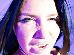 Anal, Gros cul, Gros seins, Brunette brune, Gants, Tatouage, String