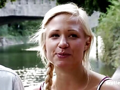 Blondine, Süss, Deutsch, Hardcore, Hd, Lesbisch, Lecken, Öffentlich