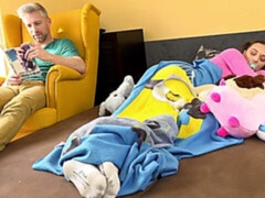 Amateur, Dormitorio, Verga grande, Mamada, Estilo perrito, Tetas naturales, Coño, Flaco