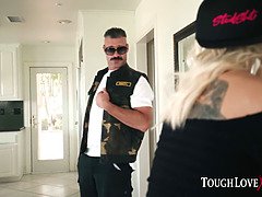 Derrière les coulisses, Grosse bite, Gros seins, Talons, Léchez, Chatte, Réalité, Criant