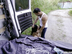 Gebondenheid, Sperma shot, Hardcore, Hd, Latijnse vrouw, Buiten, Tiener, Tieten likken