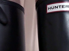 hunter boots fetish, rubber boots fetish