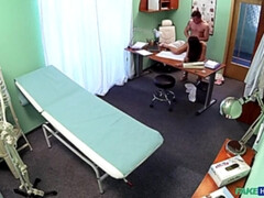 Amateur, Tir de sperme, En levrette, Faciale, Bureau, Chatte, Uniforme, Voyeur