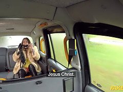 Mamada, Británico, Coche, Hd, Lamidas, Pov, Público, Anilingus