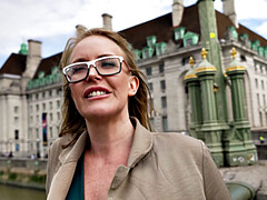 Tetas grandes, Rubia, Vestido, Lamidas, Maduro, Al aire libre, Pov, Medias largas