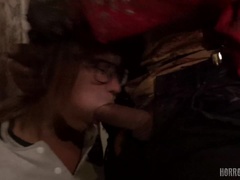Bondage domination sadisme masochisme, Brunette brune, Gorge profonde, Lunettes, Hard, Léchez, Adolescente