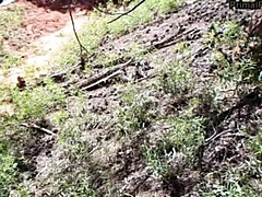 Grosser arsch, Grosser schwanz, Grosse titten, Blondine, Besamung, Spermaladung, Kehlenfick, Im freien