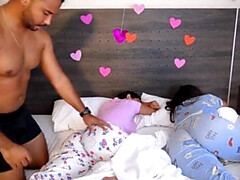 18 jahre, Geile alte tussi, Gehörnter ehemann, Hd, Latina, Muschi, Jungendliche (18+), Ehefrau