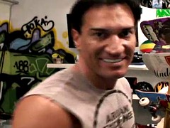 Tussi, Grosse titten, Hardcore, Latina, Lecken, Realität, Tätowierung