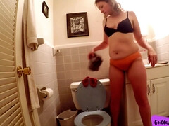 Salle de bains, Pieds, Femelle, Fétiche, Fait maison, Orgasme, Pisser, Solo