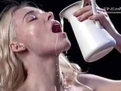 Badkamer, Blond, Vingeren, Gapende, Handbeurt, Masturbatie, Geschoren, Tiener