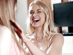 Grosse titten, Vollbusig, Hochschule, Behaart, Lecken, Natürlichen titten, Pornostars, Muschi