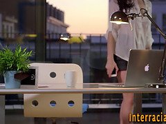 アナル, デカパイ, ハードコア, 異人種間, メイド, 怪物, スペルマ, ユニフォーム