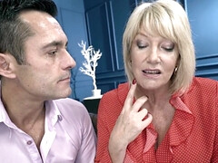 Blondine, Blasen, Nahaufnahme, Spermaladung, Fingern, Oma, Reif, Muschi