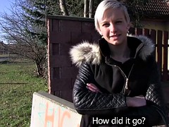 Leie, Blondine, Piercing, Öffentlich