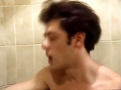 Grote lul, Blond, Diep in de keel, Italiaans, Buiten, Tatoeage, Trio, Oud