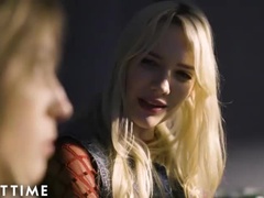 Brunette brune, Poilue, Lesbienne, Léchez, Culottes ou slips, Chatte, Adolescente