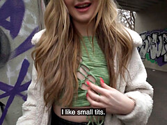 Любители, Большая жопа, Минет, Глубокая глотка, Деньги, Пирсинг, На публике, Реалити