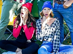 Большие сиськи, Брюнетки, Пальцем, Секс без цензуры, Лизание, Киски, Табу, Тату