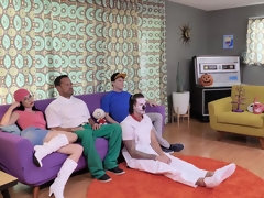 Grosser arsch, Grosse titten, Blasen, Spermaladung, Hundestellung, Mutti, Rotschopf, Titten