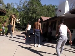 アメリカ人, デカ尻, デカチン, デカパイ, 乱交, ハードコア, 異人種間, 淫乱熟女