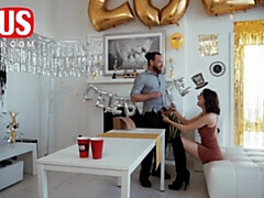 Sucer une bite, Plantureuse, Jeux, Branlette thaïlandaise, Fête, Chatte, Réalité, Mouillée