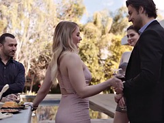 Sucer une bite, Brunette brune, Rasée, Épouse