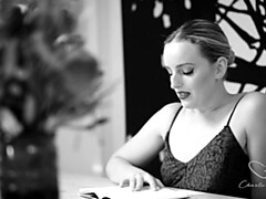 Grote mammen, Blond, Schattig, Hd, Lesbisch, Likken, Moeder die ik wil neuken, Alleen