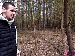 18 jahre, Schönheit, Kehlenfick, Schwanz, Küssen, Im freien, Bestrafung, Russisch