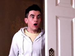 Dormitorio, Tetas grandes, Rubia, Morena, Latina, Lesbiana, Madres para coger, Trio