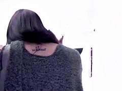 Brunette brune, Tir de sperme, Pov, Jouets