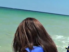 Bikini, Lesbienne, Léchez, Mère que j'aimerais baiser, Douche, Strapon, Suçant, Jouets