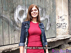 Leie, Kinderhüterin, Grosse titten, Fetisch, Im freien, Pov, Öffentlich, Dürr