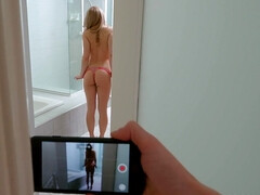 Amateur, Salle de bains, Sucer une bite, Douche, Maigrichonne, Adolescente, Voyeur, Mouillée