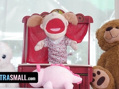 Любители, Минет, Сперма во рту, Очки, Волосатые, Крошечные, Киски, Сиськи