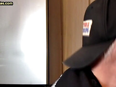 素人, フェラチオ, イマラチオ, ゲイ, 手コキする, 熟年, タトゥー