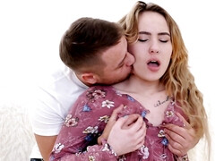 Mamada, Morena, Estilo perrito, Corridas faciales, Pajear, Sexo duro, Masturbación