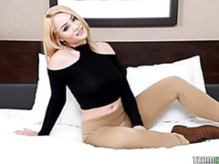 お尻, デカ尻, ブロンド, フェラチオ, 手コキする, 淫乱熟女, 自然山雀, ストリッピング